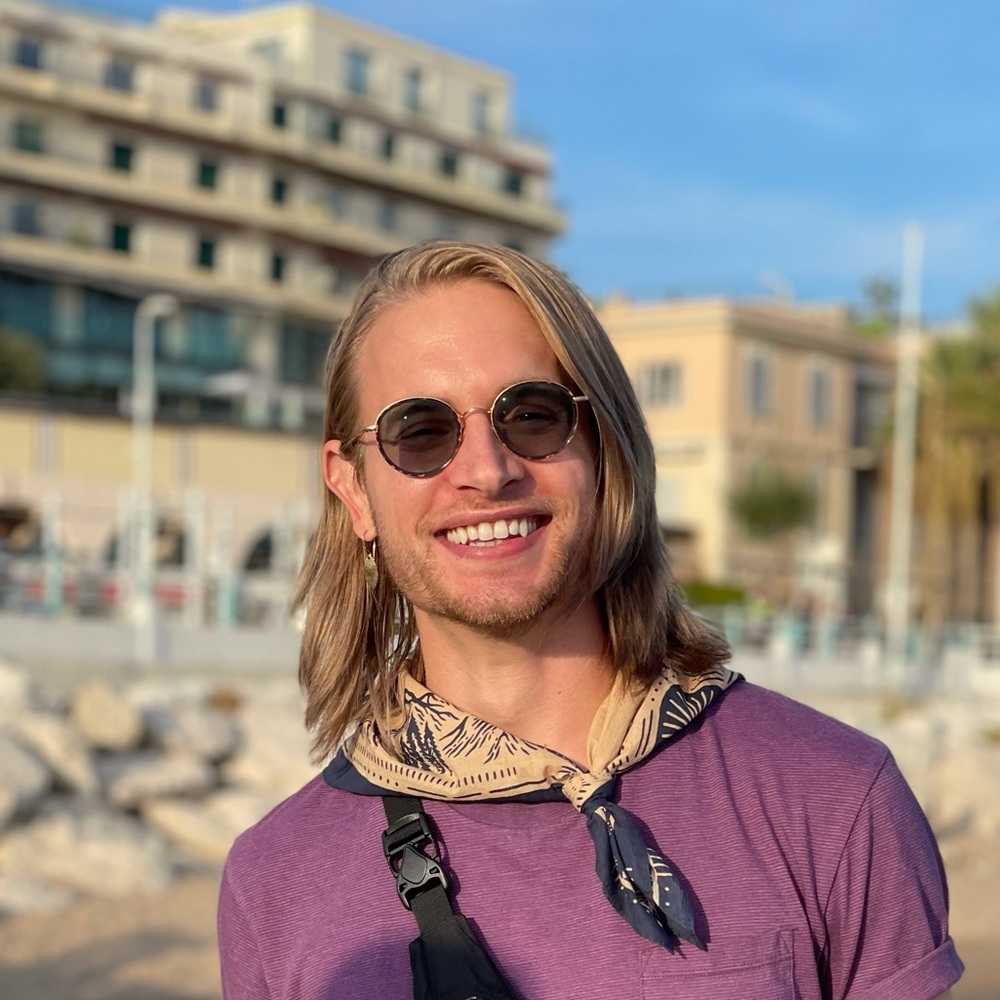 Meet your Posher, Zach